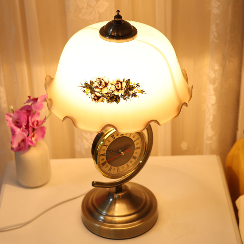 Настольная лампа в средневеков – обзор и цена Desk Lamp